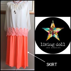 🆕🌟NWT JUNIORS LIVING DOLL SKIRT